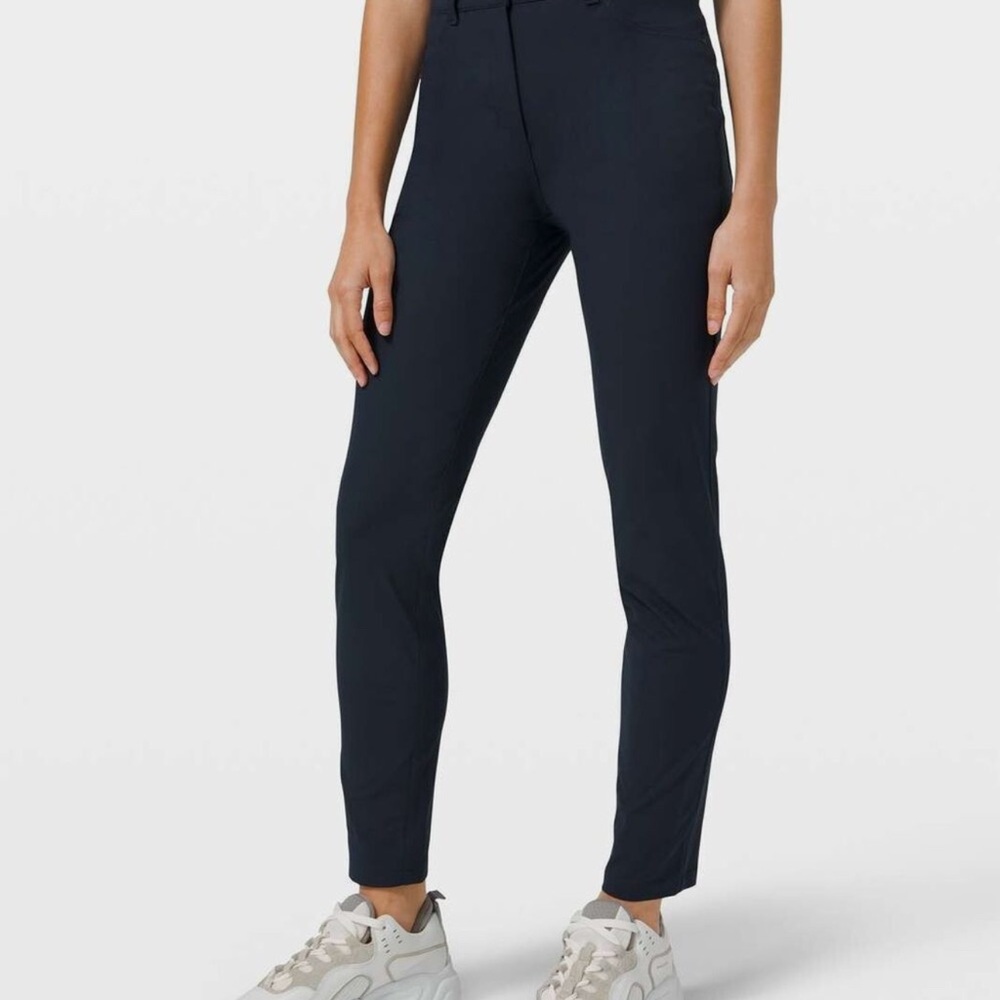 Lulu lemon navy city sleek 7/8 pants
